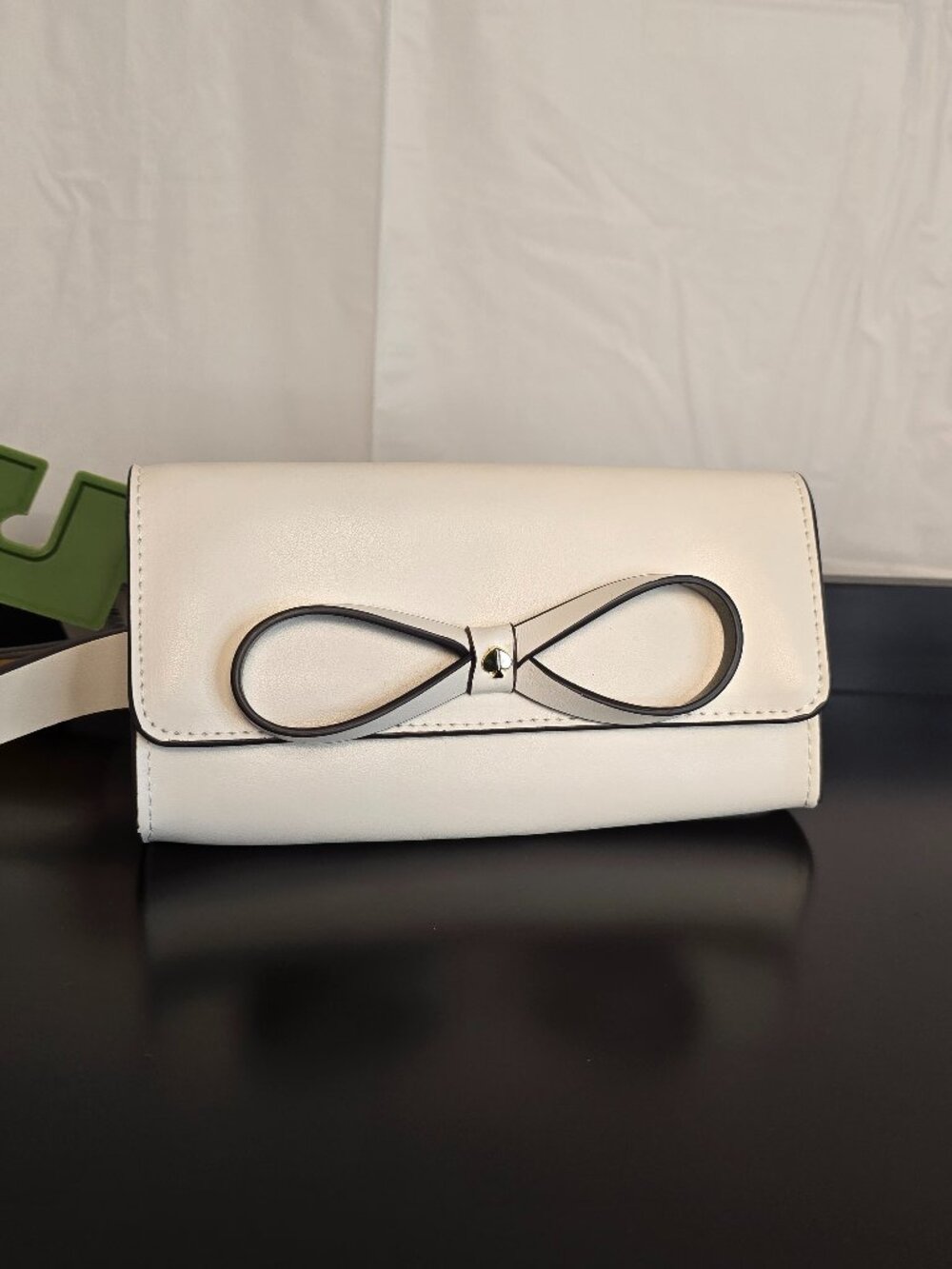 NWT Kate Spade New York Smooth Leather Bow Belt Bag in color Parchment Size S-M